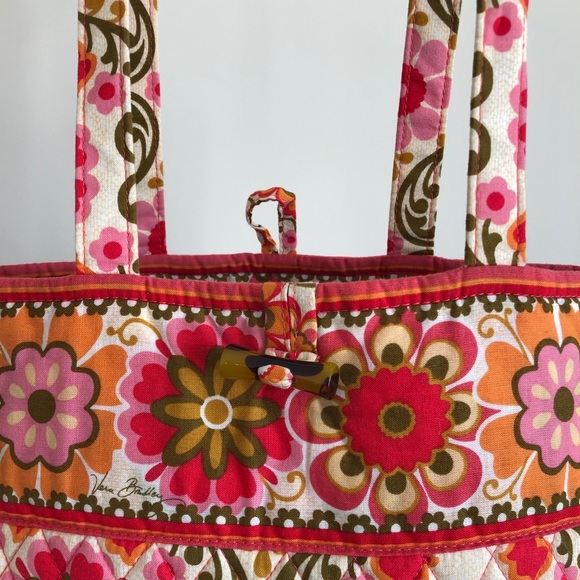 Vera Bradley Tote - Picture 5 of 8